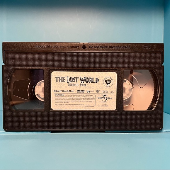 “Jurassic Park” and “The Lost World: Jurassic Park” VHS Pair - Picture 5 of 9